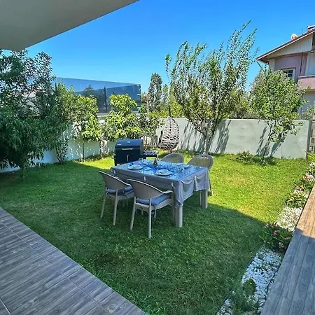 Luxury With Private Pool, Spacious And Furnished אנטליה