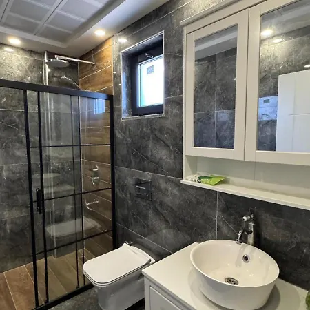 Luxury With Private Pool, Spacious And Furnished * אנטליה