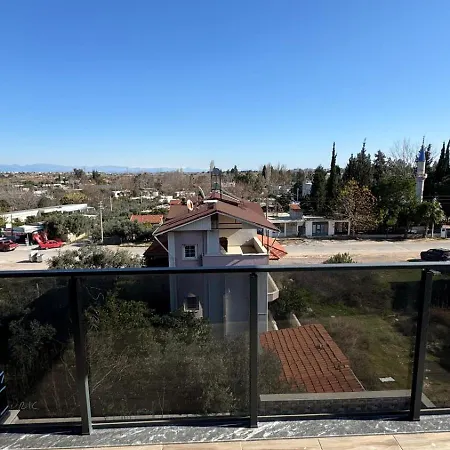 דירה Luxury With Private Pool, Spacious And Furnished