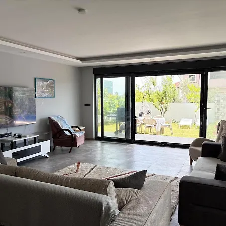 Luxury With Private Pool, Spacious And Furnished Lejlighed
