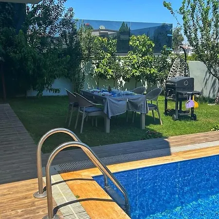 Luxury With Private Pool, Spacious And Furnished *